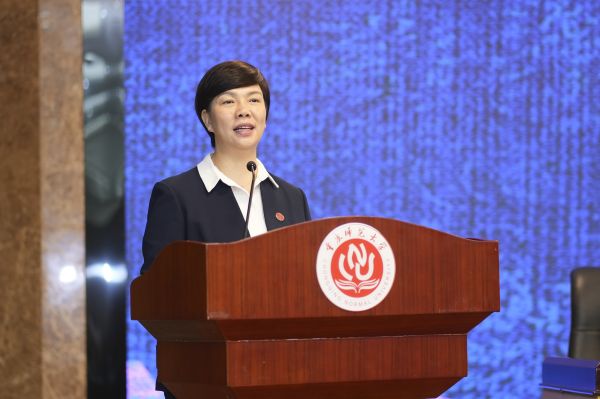 必赢线路检测中心党委书记张艳致辞。伍向前摄